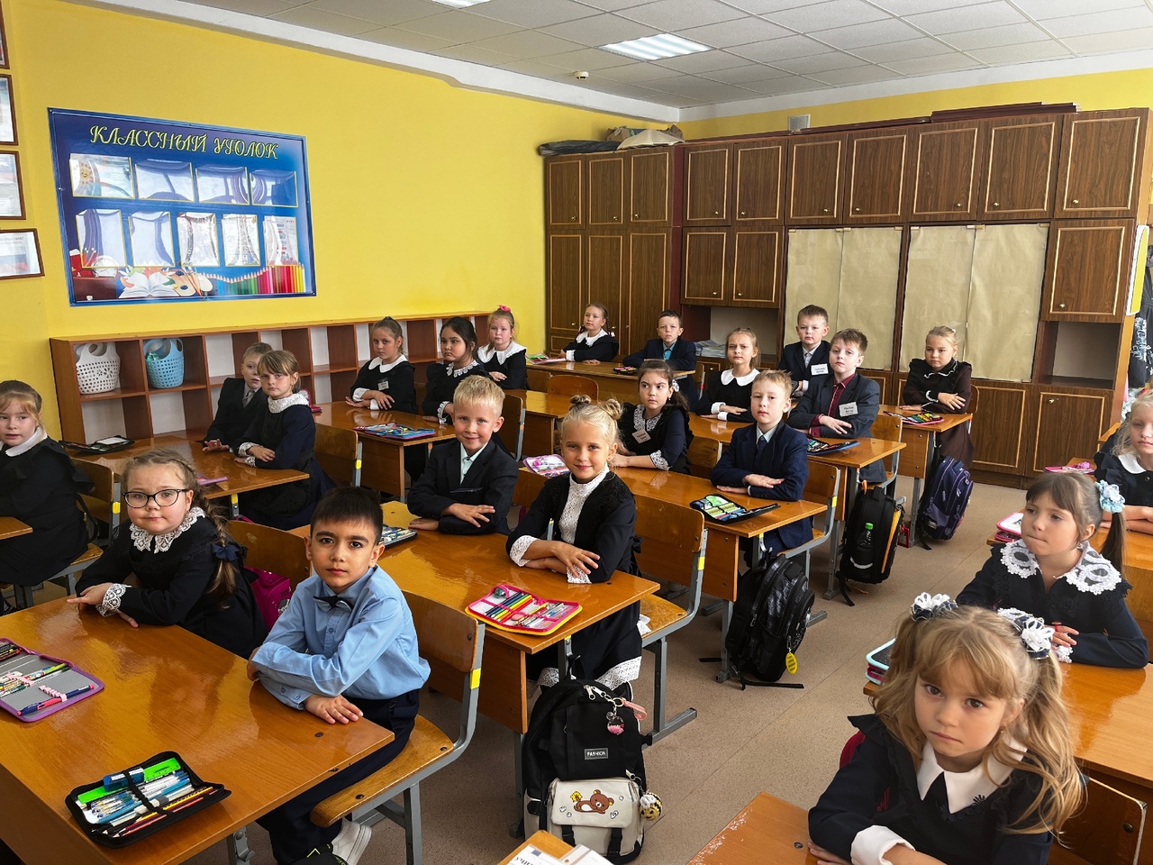 АДАПТАЦИОННЫЕ ЗАНЯТИЯ С ПЕРВОКЛАССНИКАМИ.